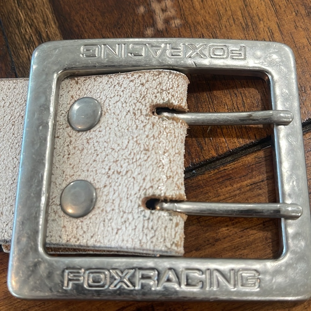 Fox Racing Cream Tan Moto Genuine Leather Belt 40/42 Engraved Metallic Buckle - Picture 5 of 17